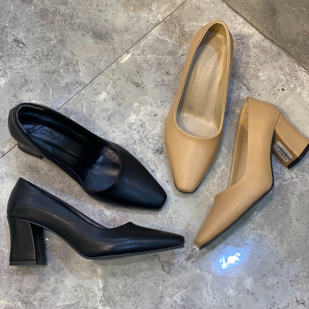 کفش پاشنه دار مجلسی کرم و مشکی سایز 37 تا 40