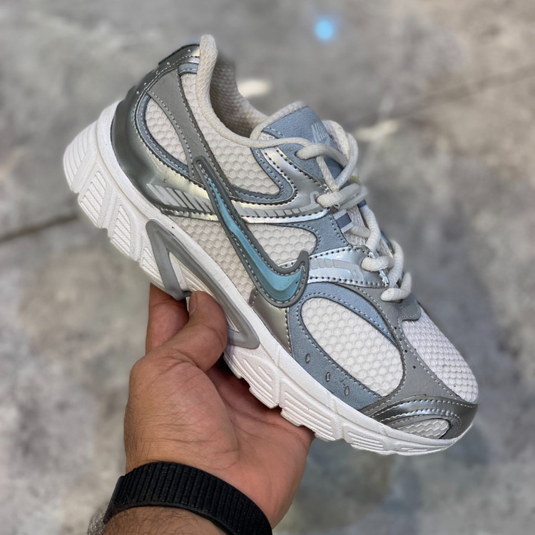 کتونی v5k کرم و نقره ای سایز 37 تا 40